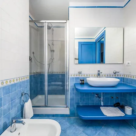 Marea Luxury