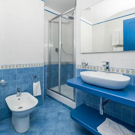 Marea Luxury