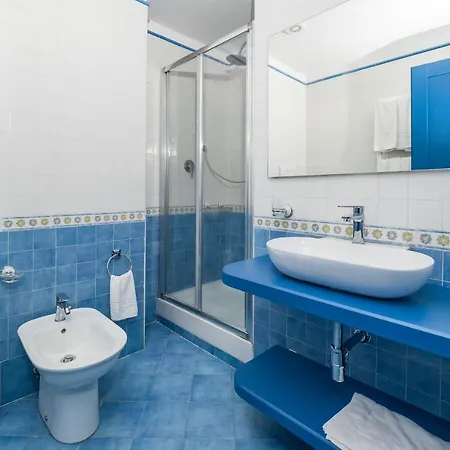 Marea Luxury